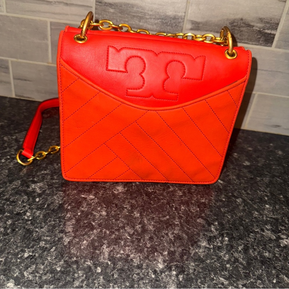 TORY BURCH ALEXA CONVERTIBLE SHOULDER BAG IN SAMBA.. Retail $475 - Picture 15 of 15